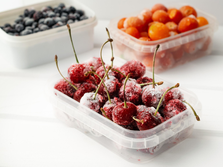 Продлить вкус лета: как заморозить клубнику, черешню и другие ягоды